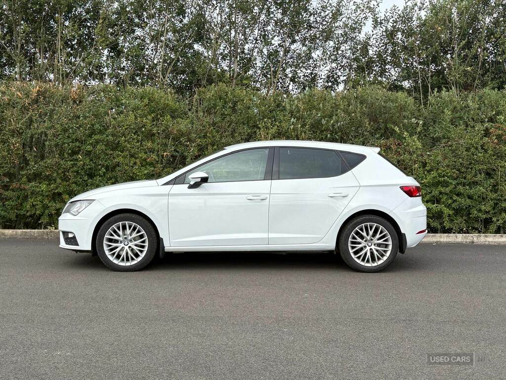 Seat Leon 1.6 Tdi Se Dynamic Technology White #4