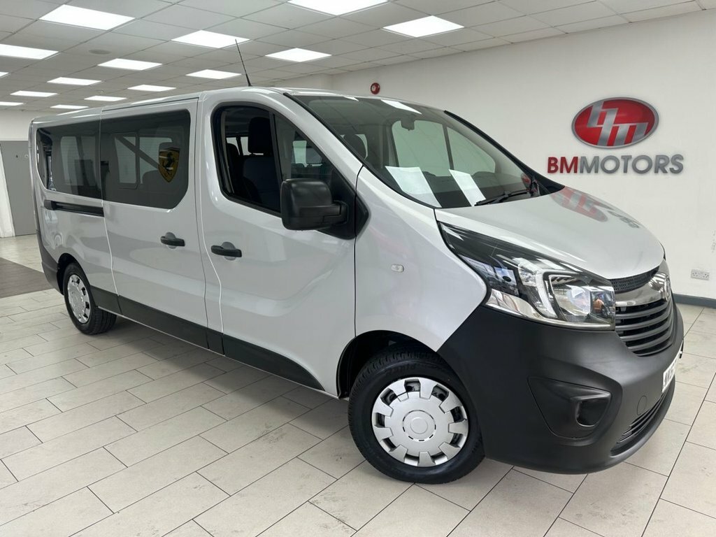 Vauxhall Vivaro 1.6 Cdti 2900 Biturbo Ecoflex Combi Van Double Cab Silver