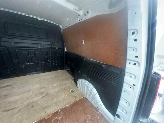 Vauxhall Combo 2300 1.5 Turbo D 100Ps H1 Sportive Van White #12