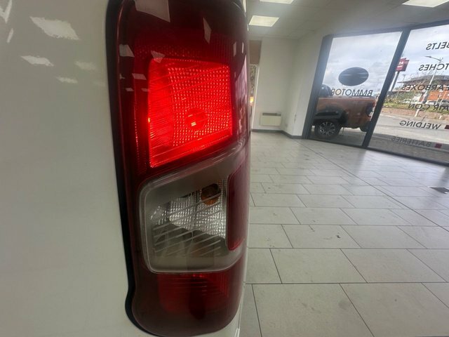 Vauxhall Combo 2300 1.5 Turbo D 100Ps H1 Sportive Van White #29