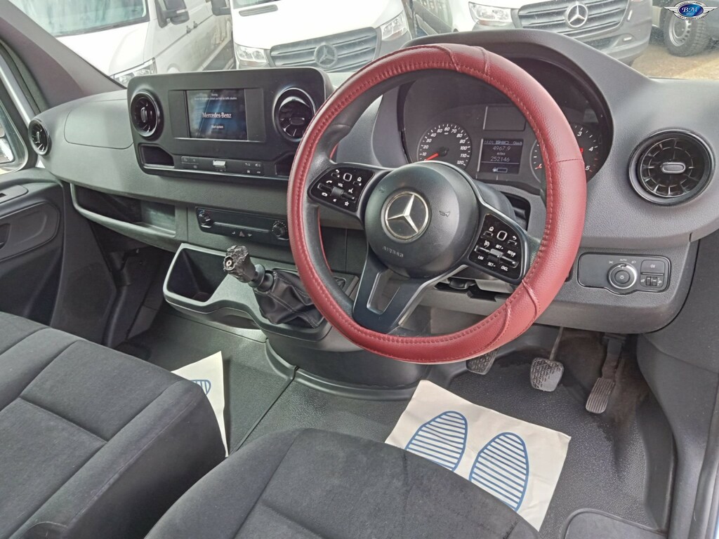 Mercedes-Benz Sprinter 2.1 314 Cdi White #2