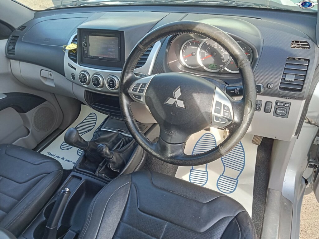 Mitsubishi L200 2.5 Di-d 4Work 4Wd Euro 5 Lb Silver #2