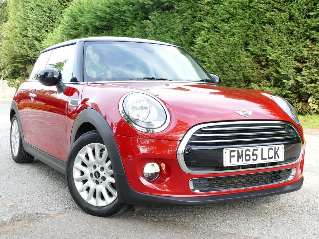 Mini Hatch Cooper Red
