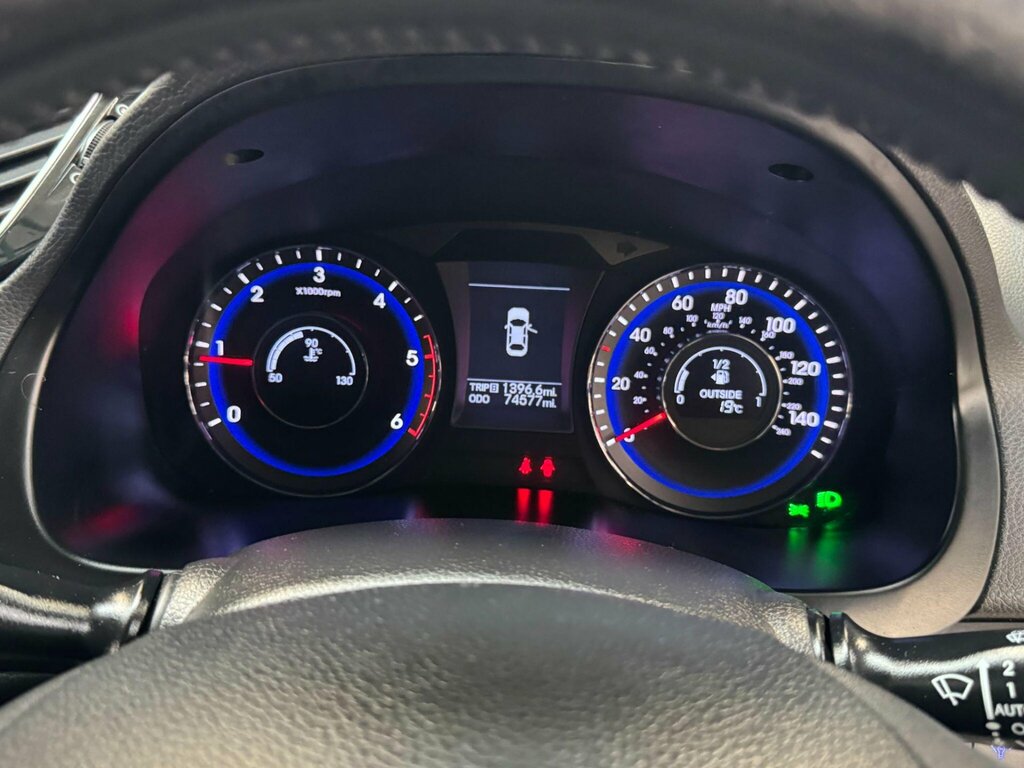 Hyundai I40 Crdi Style Blue Drive Red #29