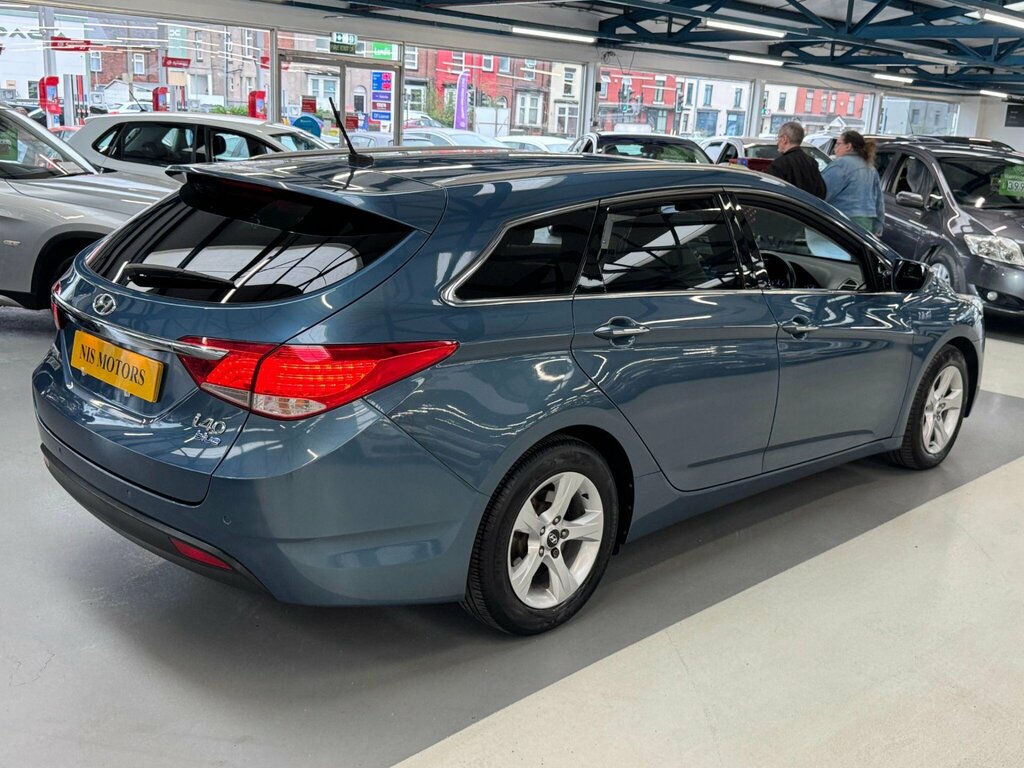 Hyundai I40 Crdi Style Blue Drive Red #16