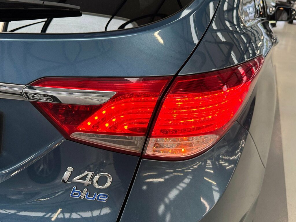 Hyundai I40 Crdi Style Blue Drive Red #71