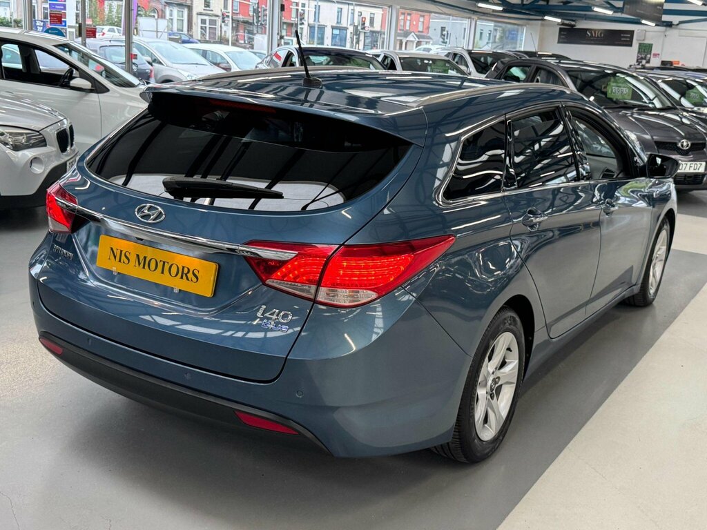 Hyundai I40 Crdi Style Blue Drive Red #15