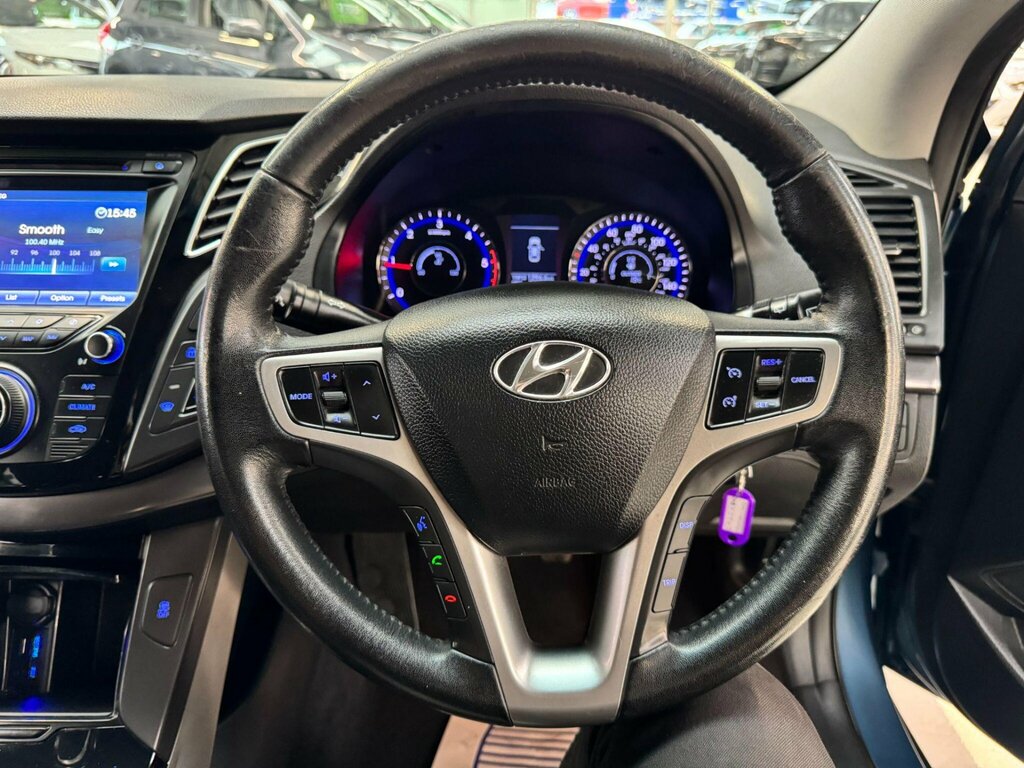 Hyundai I40 Crdi Style Blue Drive Red #28