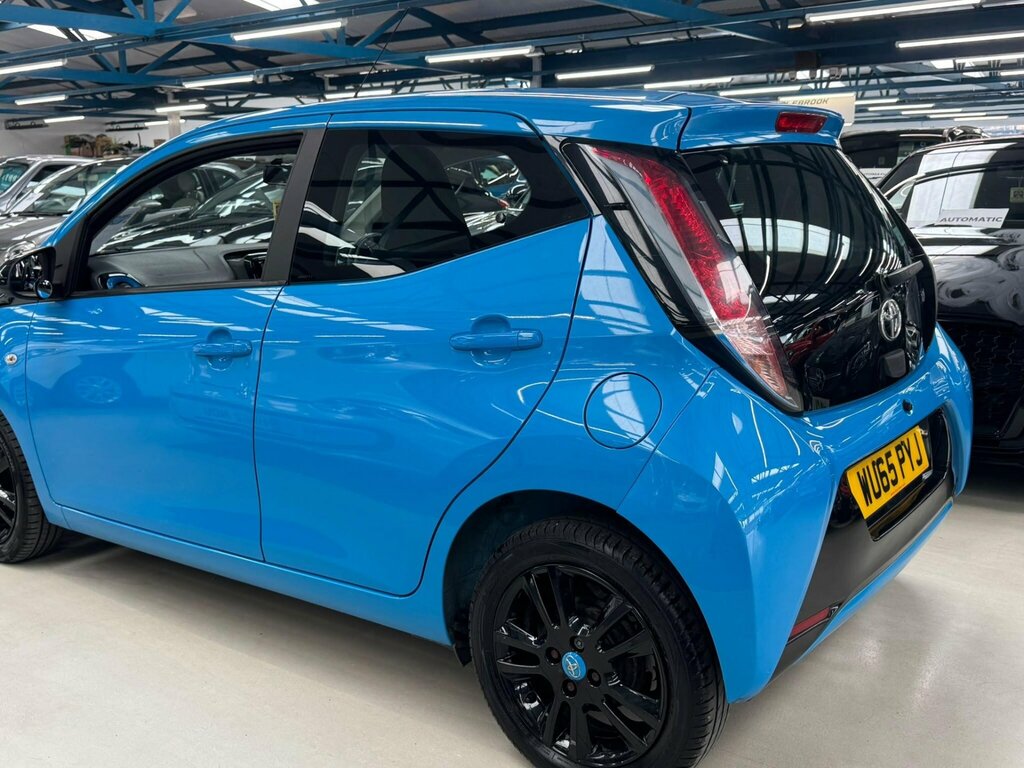 Toyota Aygo 1.0 Vvt-i X-cite X-shift Euro 6 Blue #4
