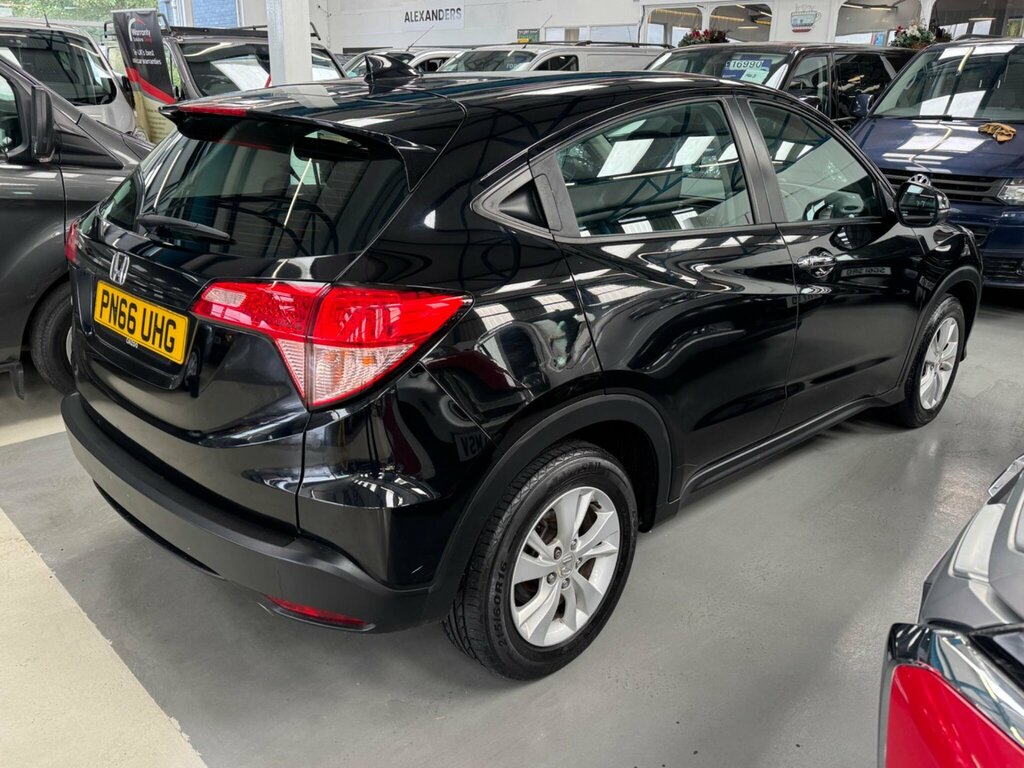 Honda Hr-V Hr-v Se I-vtec White #9