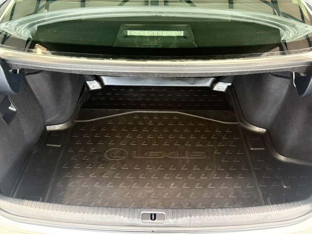 Lexus IS Saloon 2.5 300H Premier E-cvt Euro 5 Ss 20 Silver #50