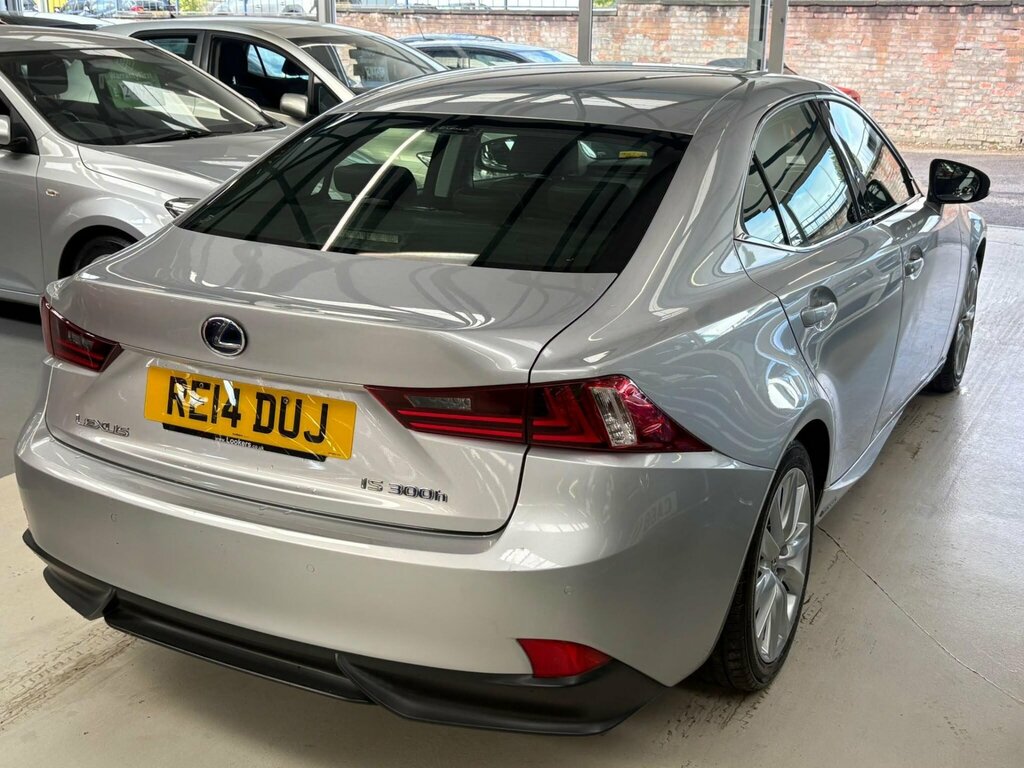 Lexus IS Saloon 2.5 300H Premier E-cvt Euro 5 Ss 20 Silver #22
