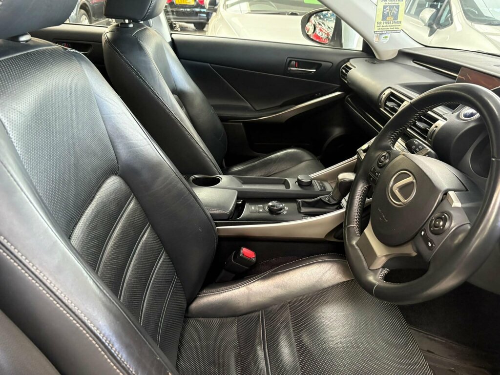 Lexus IS Saloon 2.5 300H Premier E-cvt Euro 5 Ss 20 Silver #31