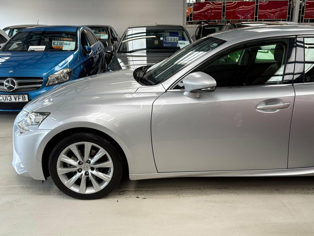 Lexus IS Saloon 2.5 300H Premier E-cvt Euro 5 Ss 20 Silver #41