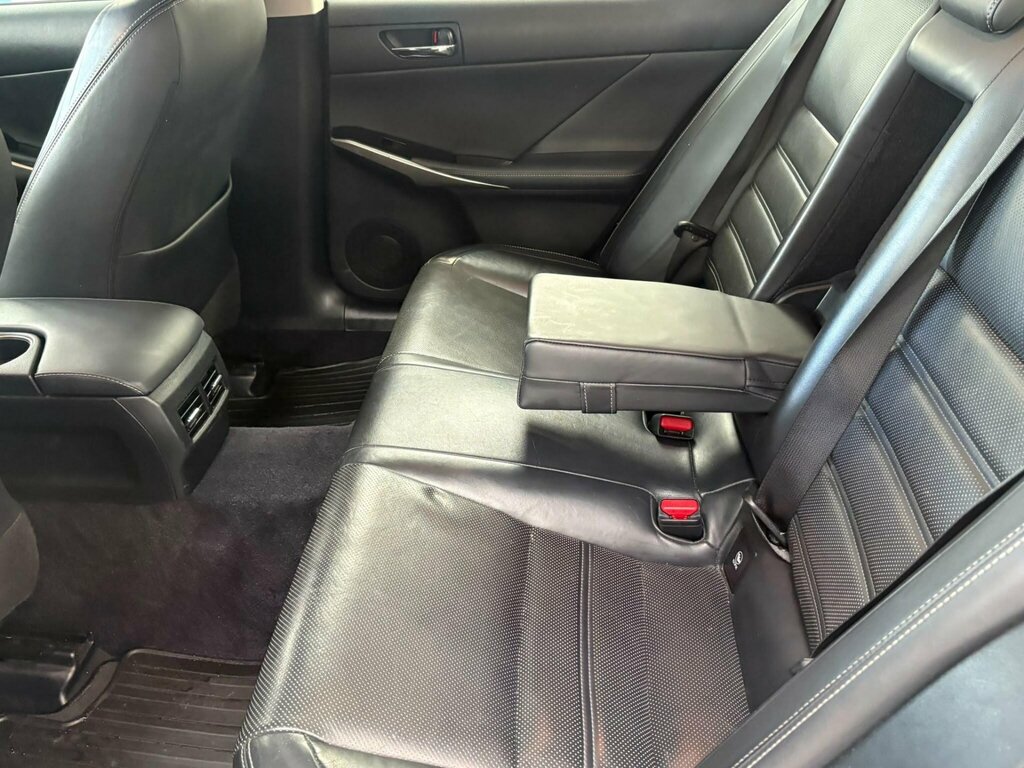 Lexus IS Saloon 2.5 300H Premier E-cvt Euro 5 Ss 20 Silver #37