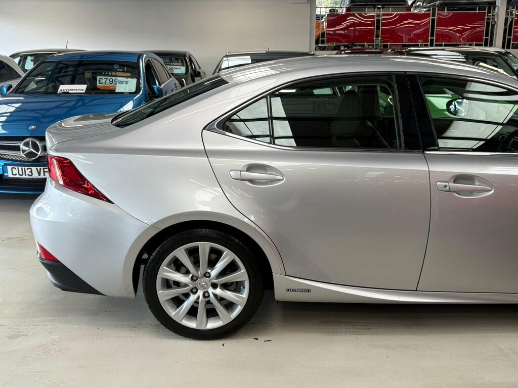 Lexus IS Saloon 2.5 300H Premier E-cvt Euro 5 Ss 20 Silver #43