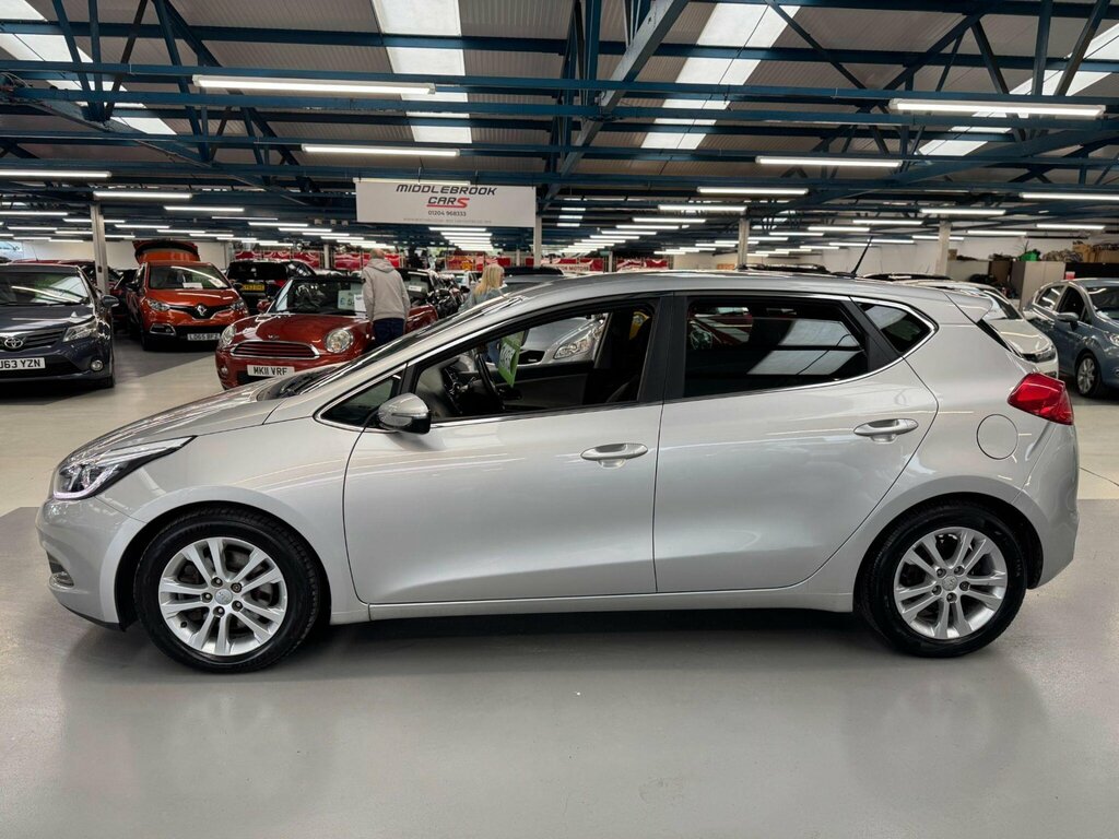 Kia Ceed 1.6 Crdi 2 Sportswagon Euro 5 Silver #12