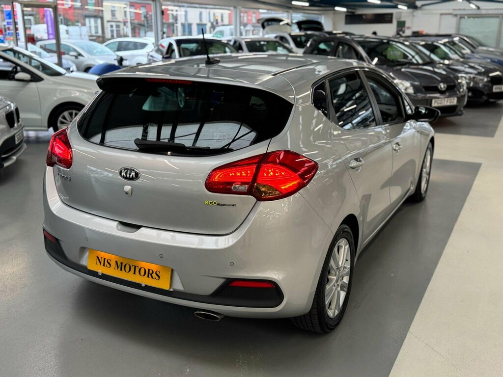 Kia Ceed 1.6 Crdi 2 Sportswagon Euro 5 Silver #18