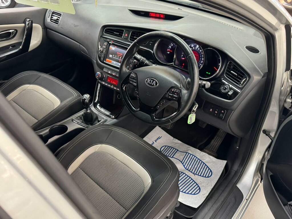 Kia Ceed 1.6 Crdi Ecodynamics 3 Euro 5 Ss Silver #2