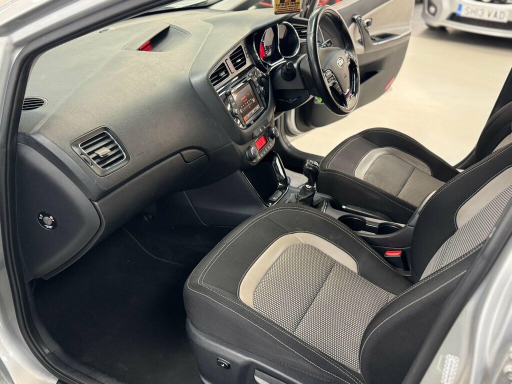Kia Ceed 1.6 Crdi 2 Sportswagon Euro 5 Silver #25