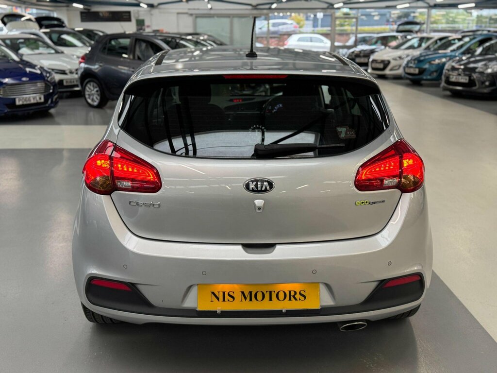 Kia Ceed 1.6 Crdi 2 Sportswagon Euro 5 Silver #16
