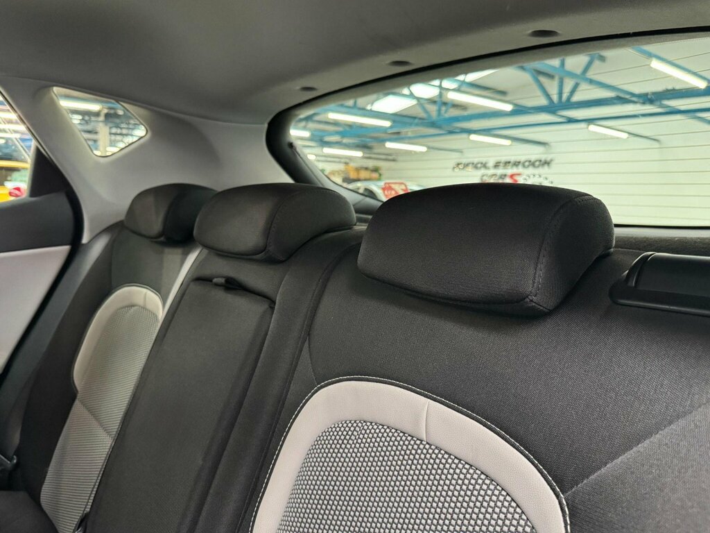 Kia Ceed 1.6 Crdi 2 Sportswagon Euro 5 Silver #61