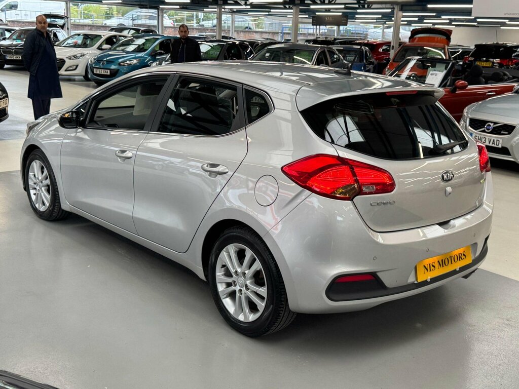 Kia Ceed 1.6 Crdi Ecodynamics 3 Euro 5 Ss Silver #3