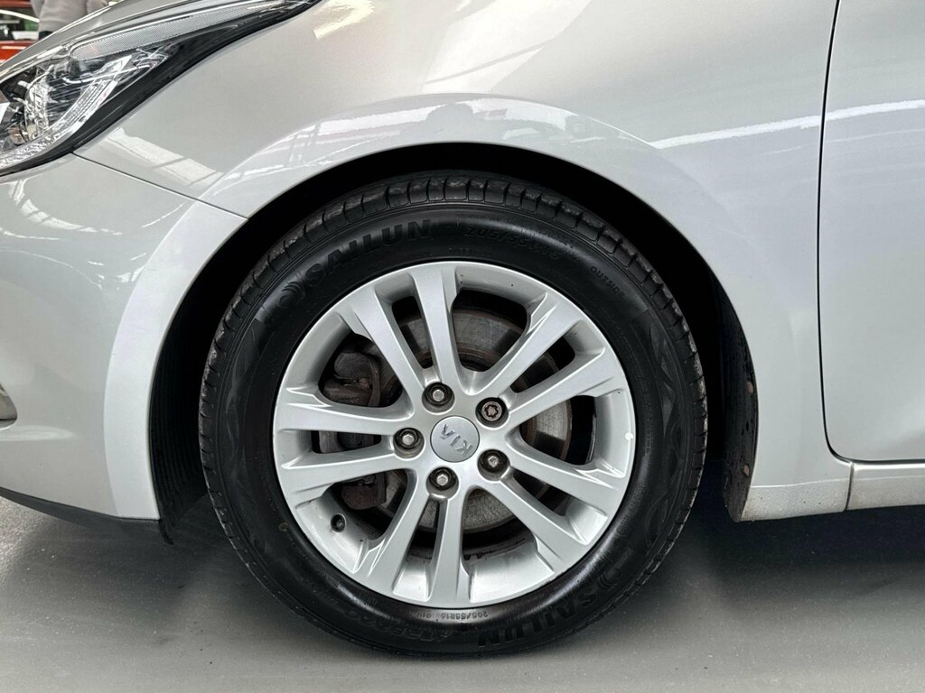 Kia Ceed 1.6 Crdi 2 Sportswagon Euro 5 Silver #80