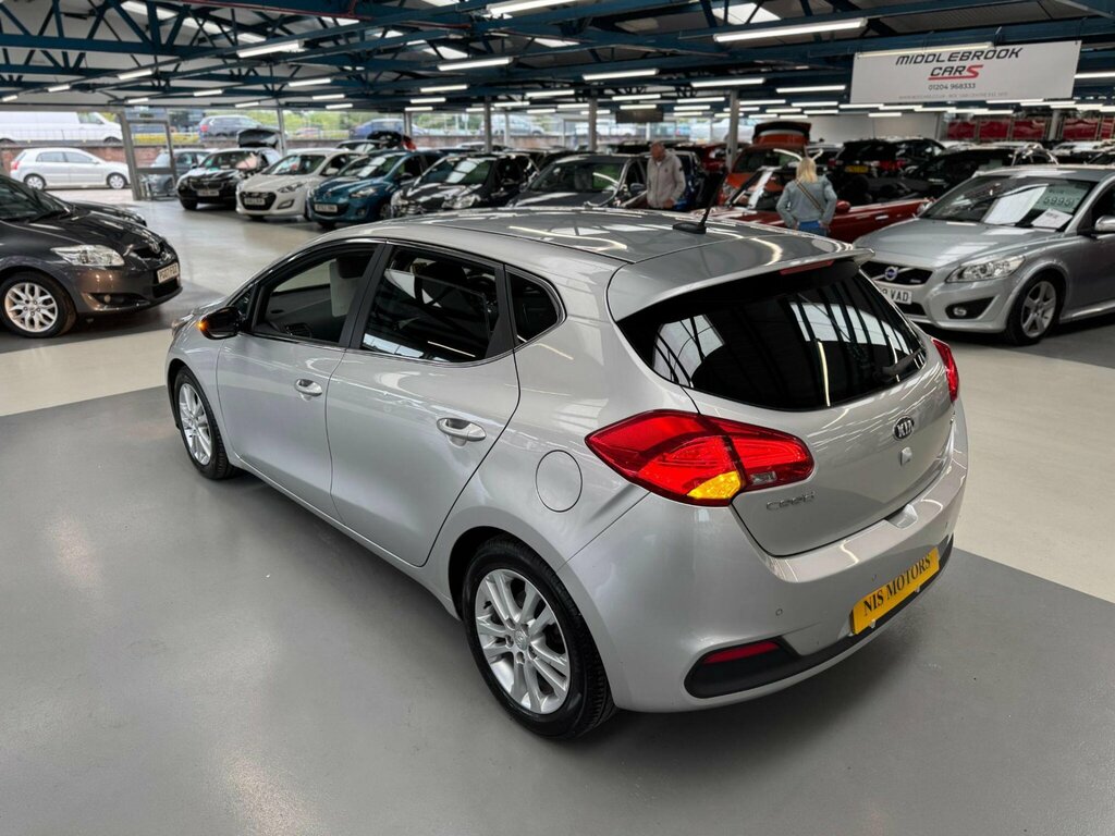 Kia Ceed 1.6 Crdi 2 Sportswagon Euro 5 Silver #76
