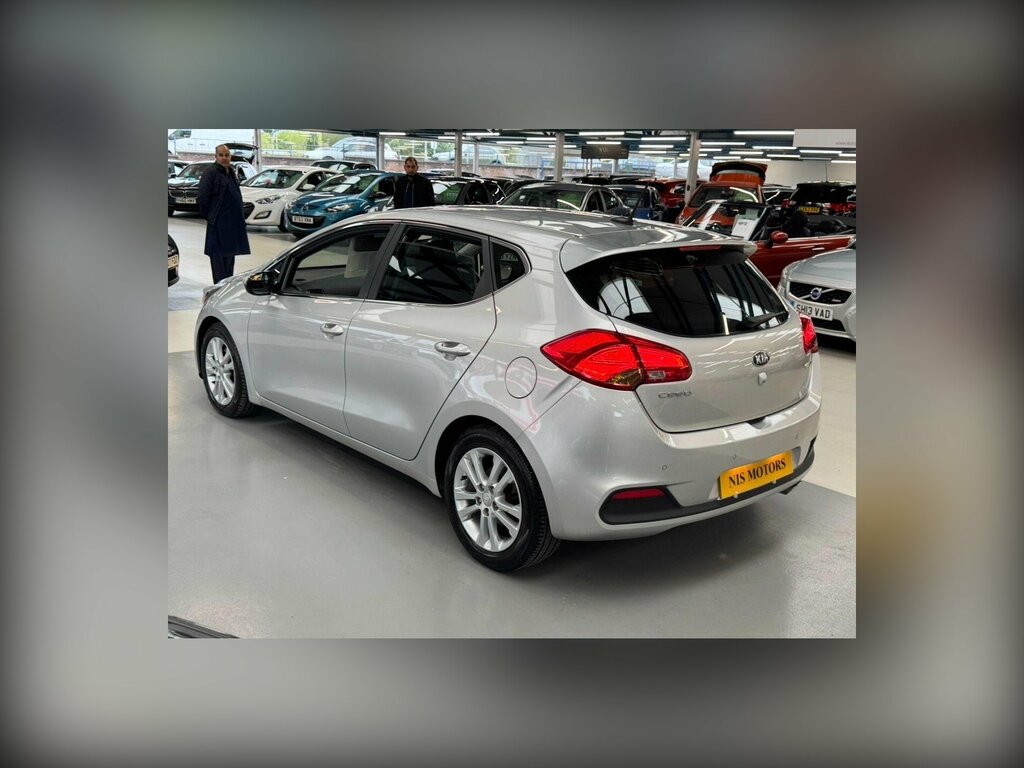 Kia Ceed 1.6 Crdi 2 Sportswagon Euro 5 Silver #84
