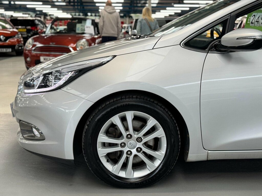 Kia Ceed 1.6 Crdi 2 Sportswagon Euro 5 Silver #11