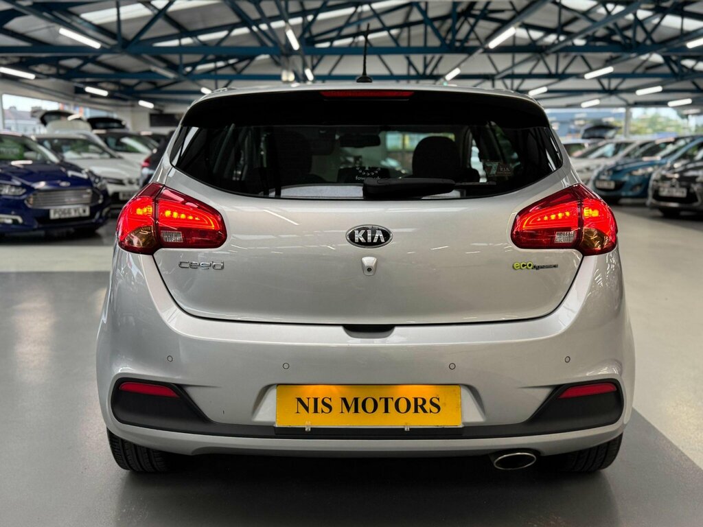 Kia Ceed 1.6 Crdi 2 Sportswagon Euro 5 Silver #17