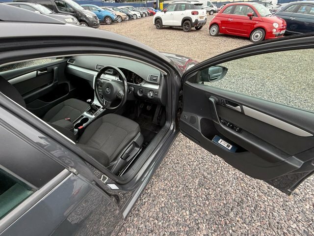 Volkswagen Passat 2.0 Tdi Bluemotion Tech Se Euro 5 Ss Black #18