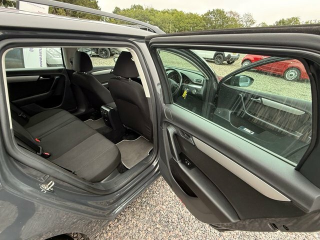 Volkswagen Passat 2.0 Tdi Bluemotion Tech Se Euro 5 Ss Black #20