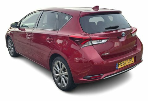Toyota Auris 1.8 Auris Excel Red #3