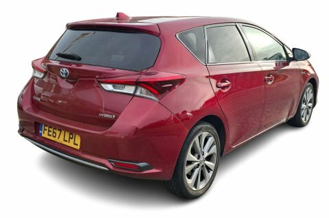 Toyota Auris 1.8 Auris Excel Red #4