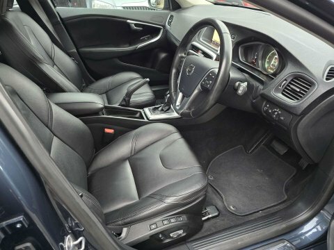 Volvo V40 1.5 V40 Inscription Blue #6