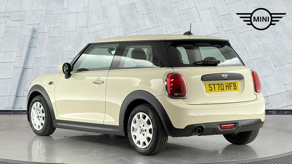 Mini Hatch One Classic White #2