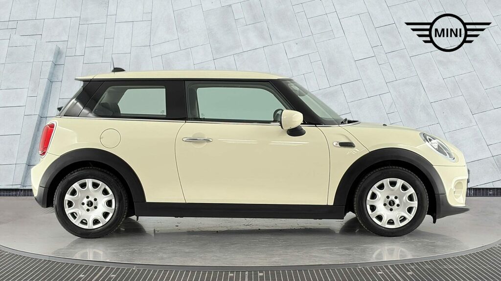 Mini Hatch One Classic White #3
