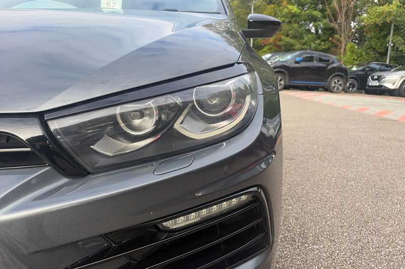 Volkswagen Scirocco 2.0 Tsi 280 Bluemotion Tech R Grey #4