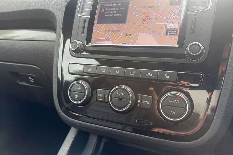 Volkswagen Scirocco 2.0 Tsi 280 Bluemotion Tech R Grey #3