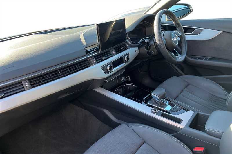 Audi A4 40 Tfsi 204 S Line S Tronic Black #2