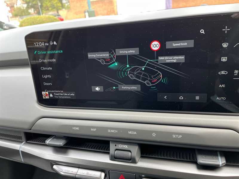 Kia EV3 150Kw Air 81.4Kwh Silver #2