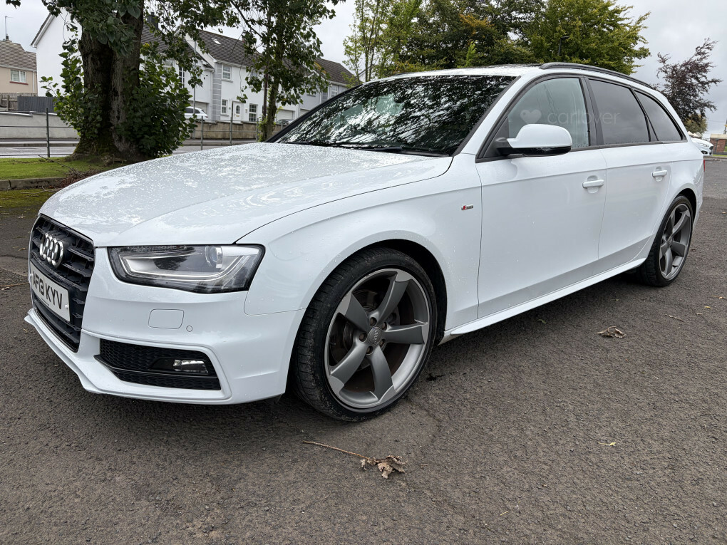 Audi A4 Saloon 2.0 Tdi Black Edition Euro 5 Ss 201 Red #7