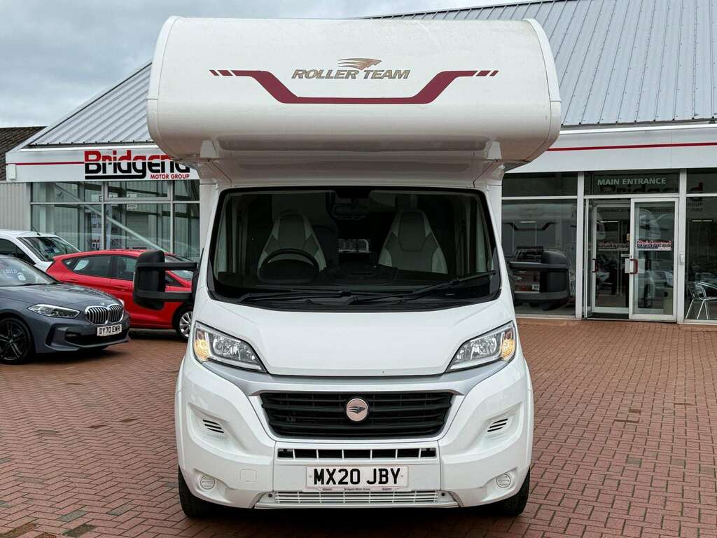 Fiat Ducato Roller Team Zefiro 675 Motorhome White