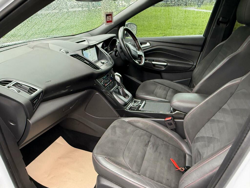 Ford Kuga St-line X 4X4 White #5