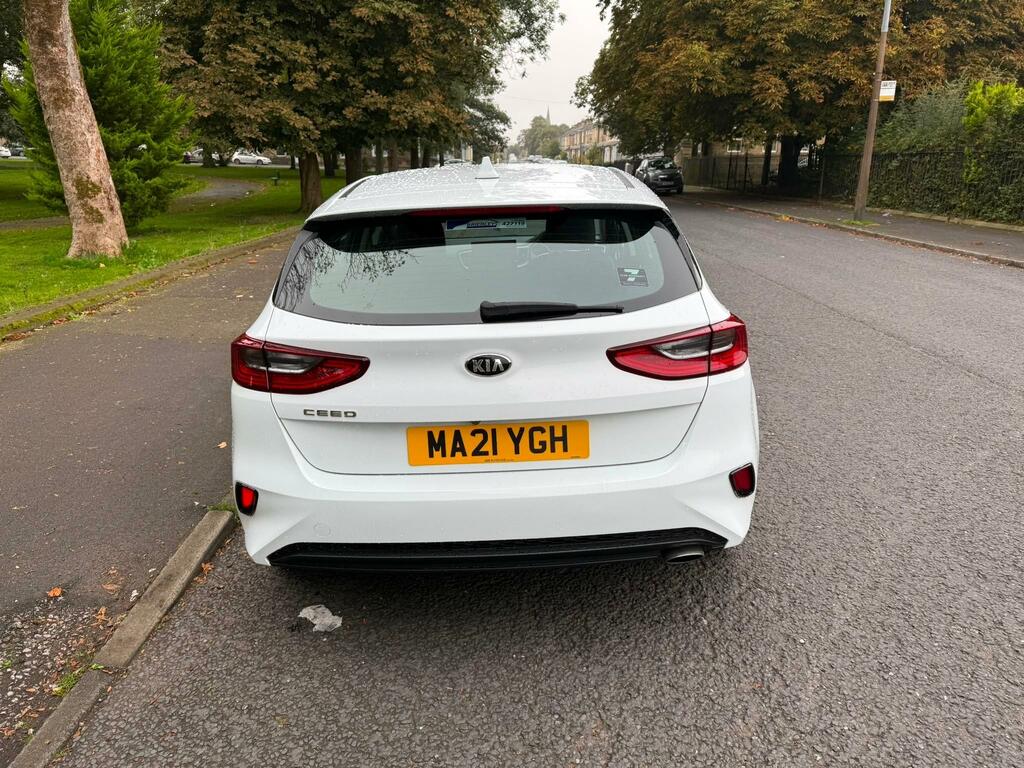 Kia Ceed 1.5T Gdi Isg 3 Dct Estate Blue #21