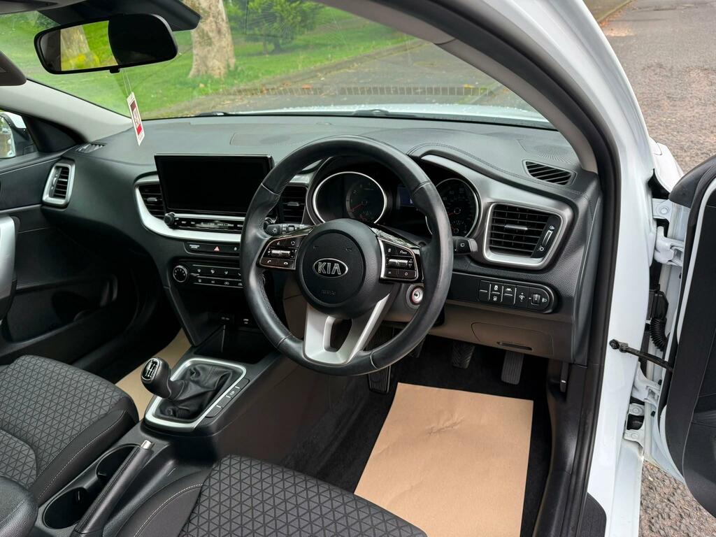 Kia Ceed 1.5T Gdi Isg 3 Dct Estate Blue #11