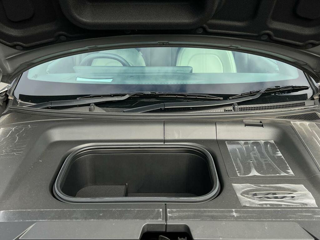 Kia EV3 81.4Kwh Gt-line Suv 201 Bhp Grey #18