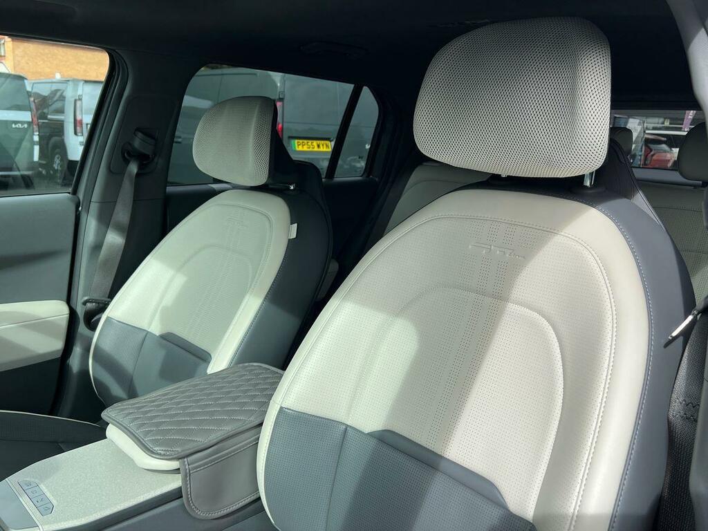 Kia EV3 81.4Kwh Gt-line Suv 201 Bhp Grey #46